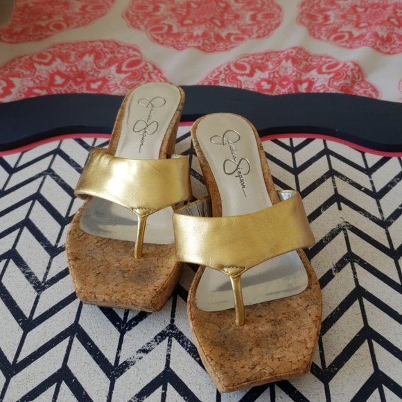 Jessica Simpson - Picture 1 of 3